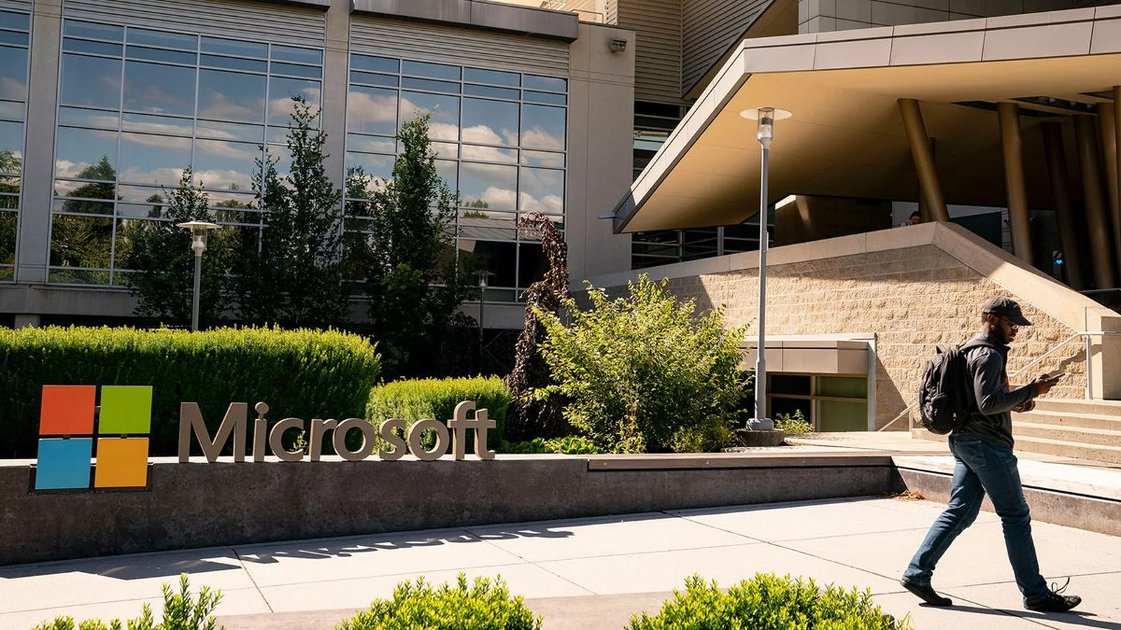 Microsoft Course Prerequesties Microsoft Offers Buyouts to 60,000 Employees, Including Xbox - Techtroduce
